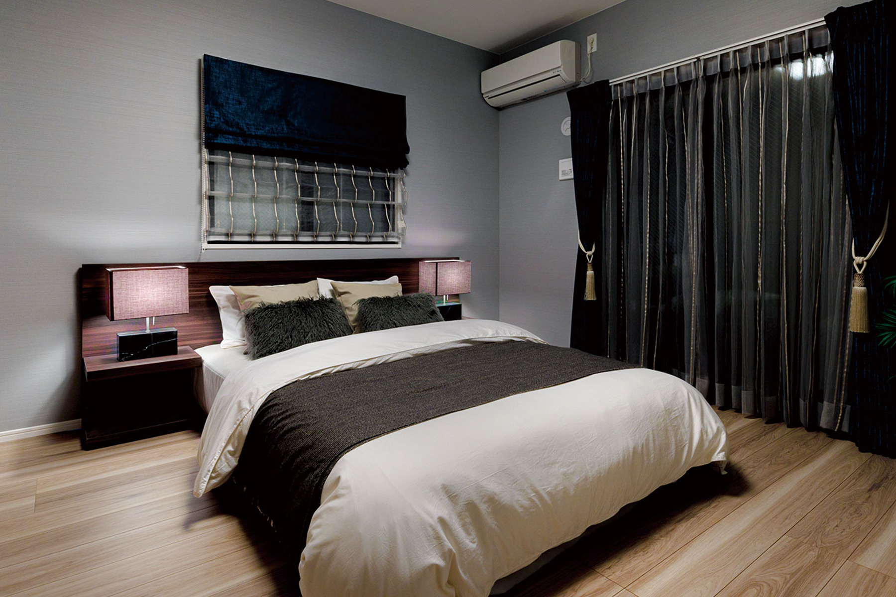 MASTER BEDROOM